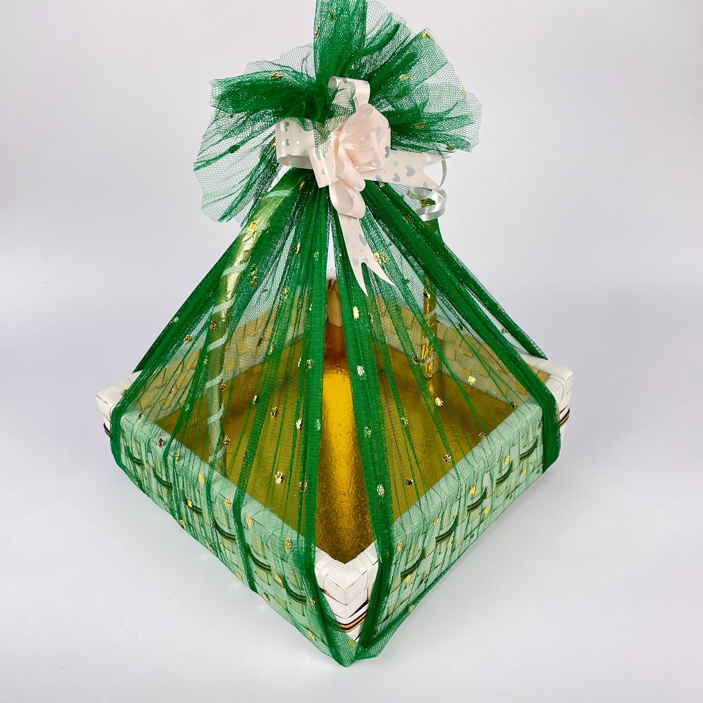 Handmade Square Gift Basket with Green Decorative Net – Versatile Gifting Solution
